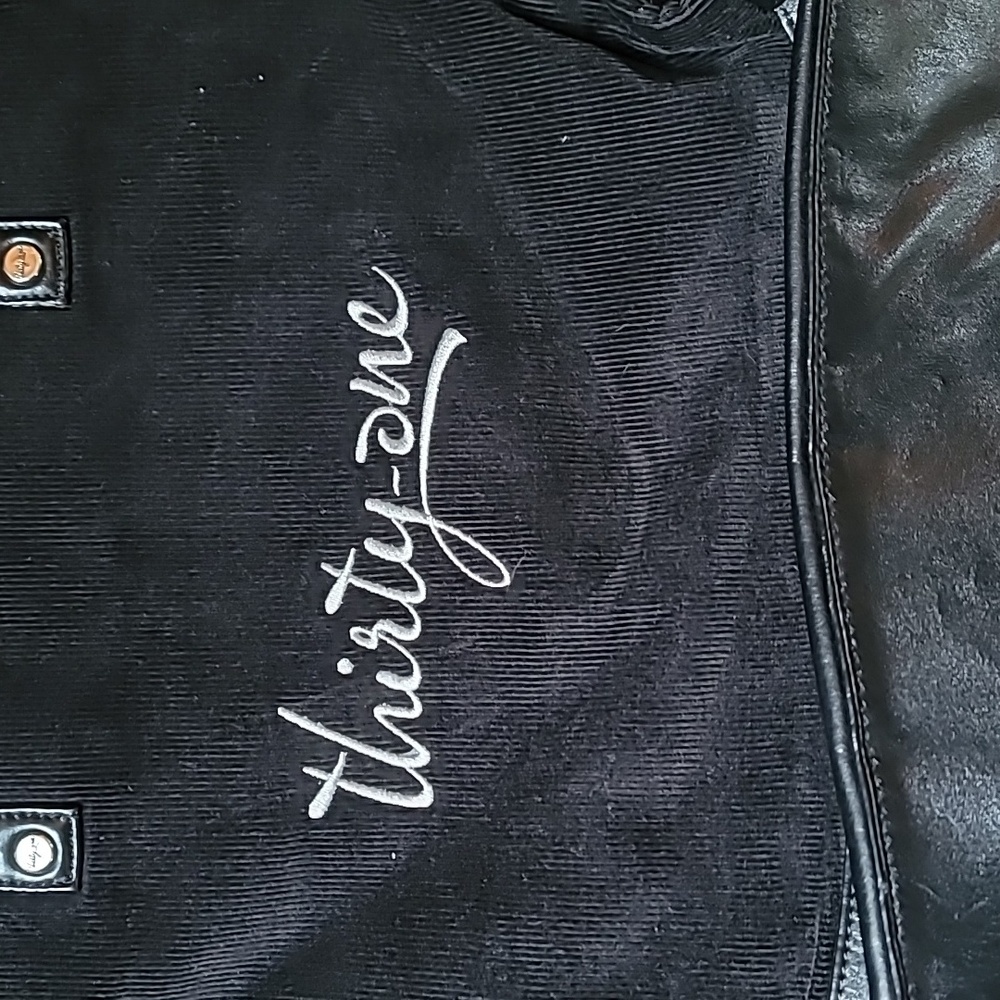 Thirty-One Bundle With Damage - Picture 6 of 6